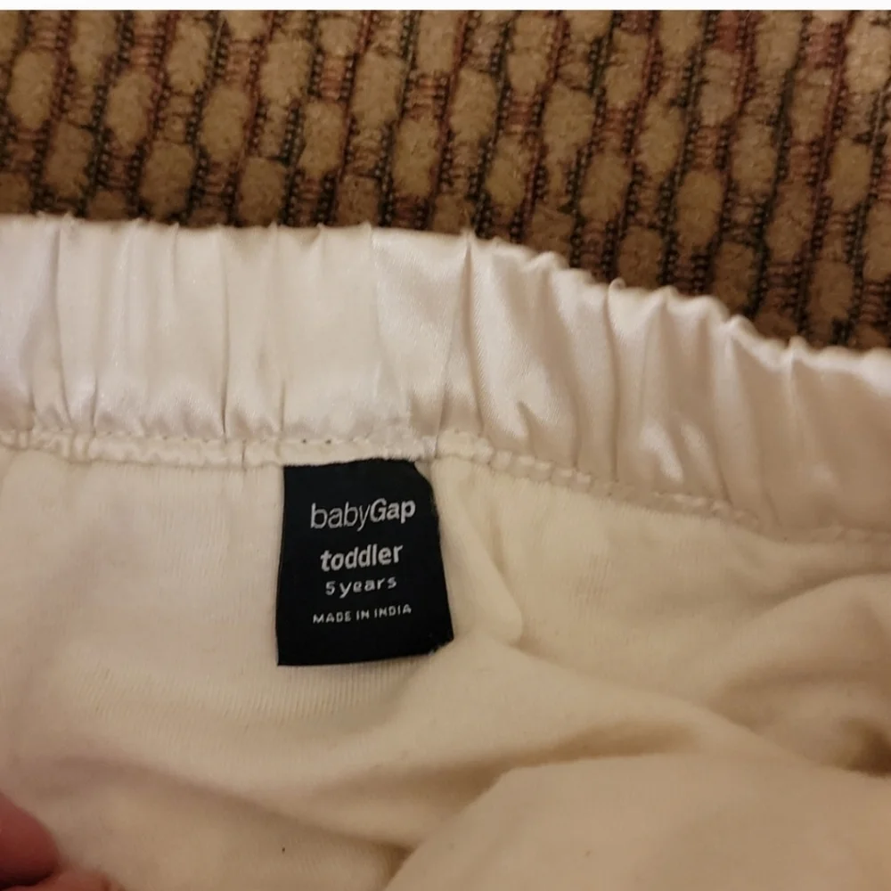 Kids Gap gold skirt size 5